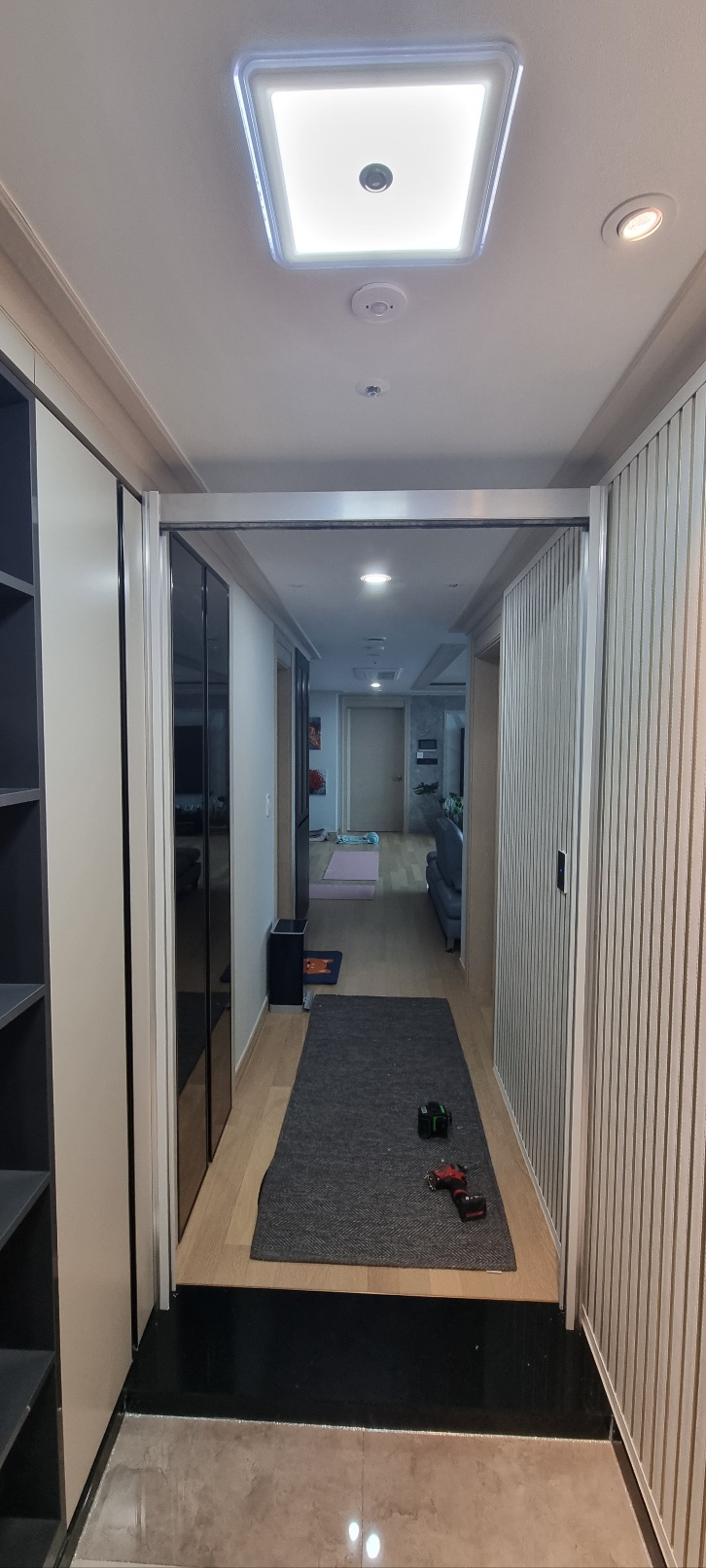 3717940636_zAKmqnUe_29e9bd3b27f12e6e63edbf3a035554fa0815f389.jpg 이미지크게보기