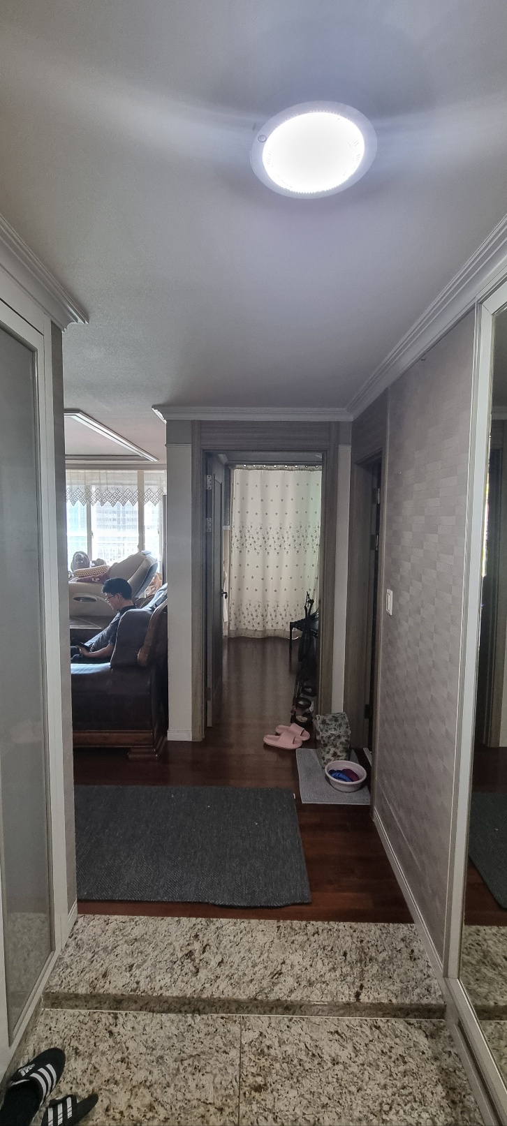 3717940636_zjonU2M0_86ba8bd64b6290e95b172bc54b15dca440e19900.jpg 이미지크게보기